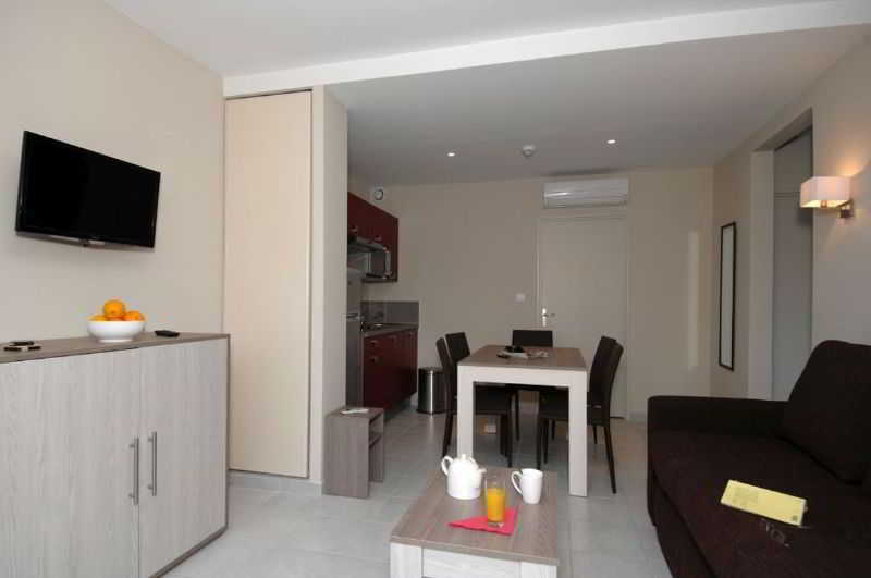 Residence Odalys Terra Gaia Sete Exterior photo